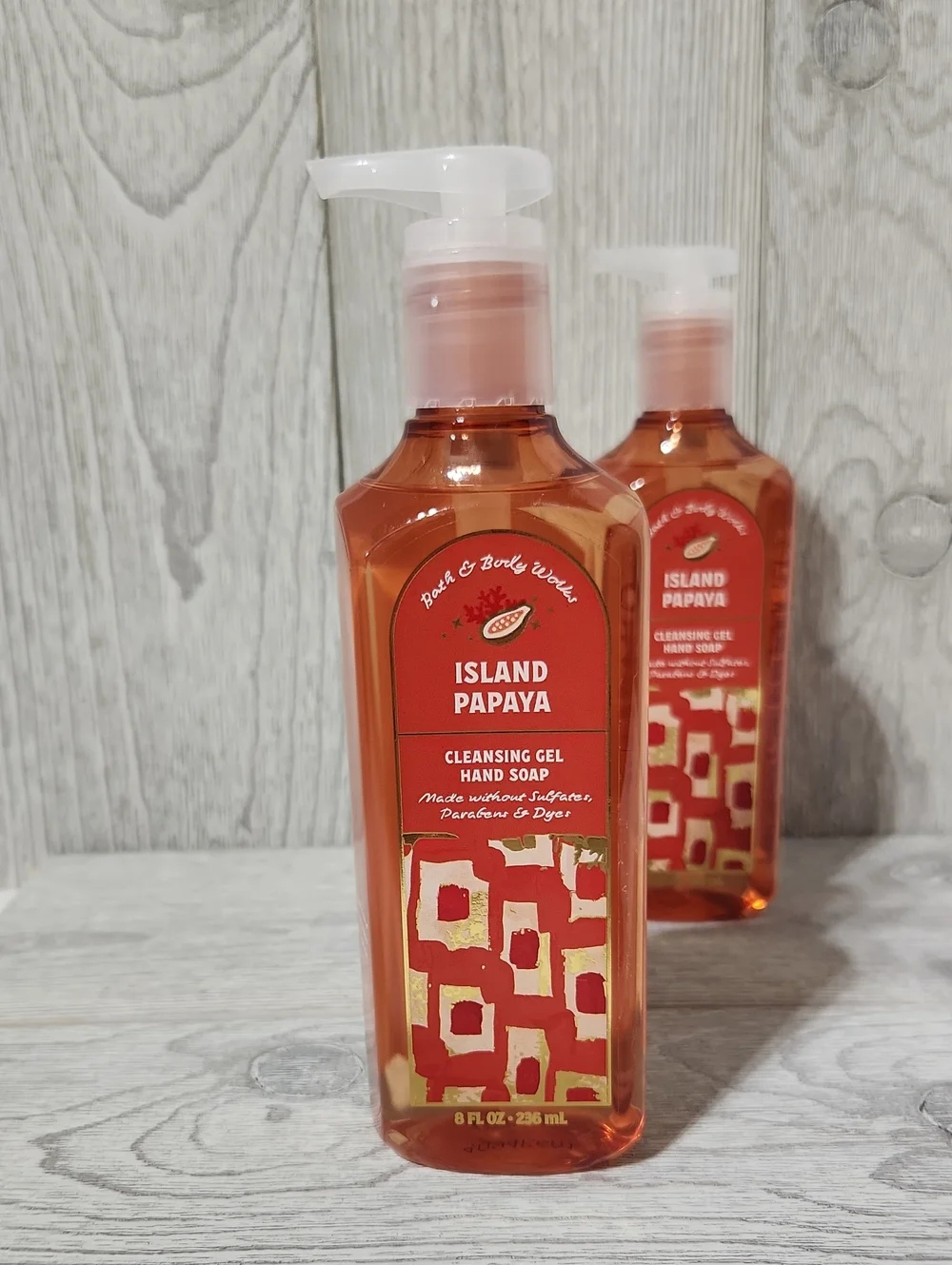 Bath & Body Works Island Papaya Gel Hand Soap X2